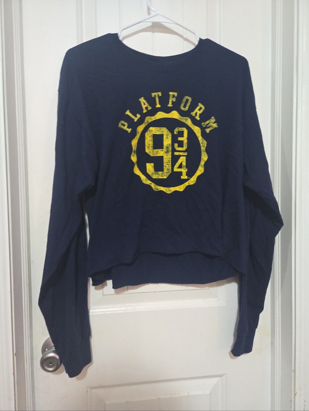 Harry Potter Platform 9 3/4 Cropped Sweatshirt Women's Large Long Sleeve